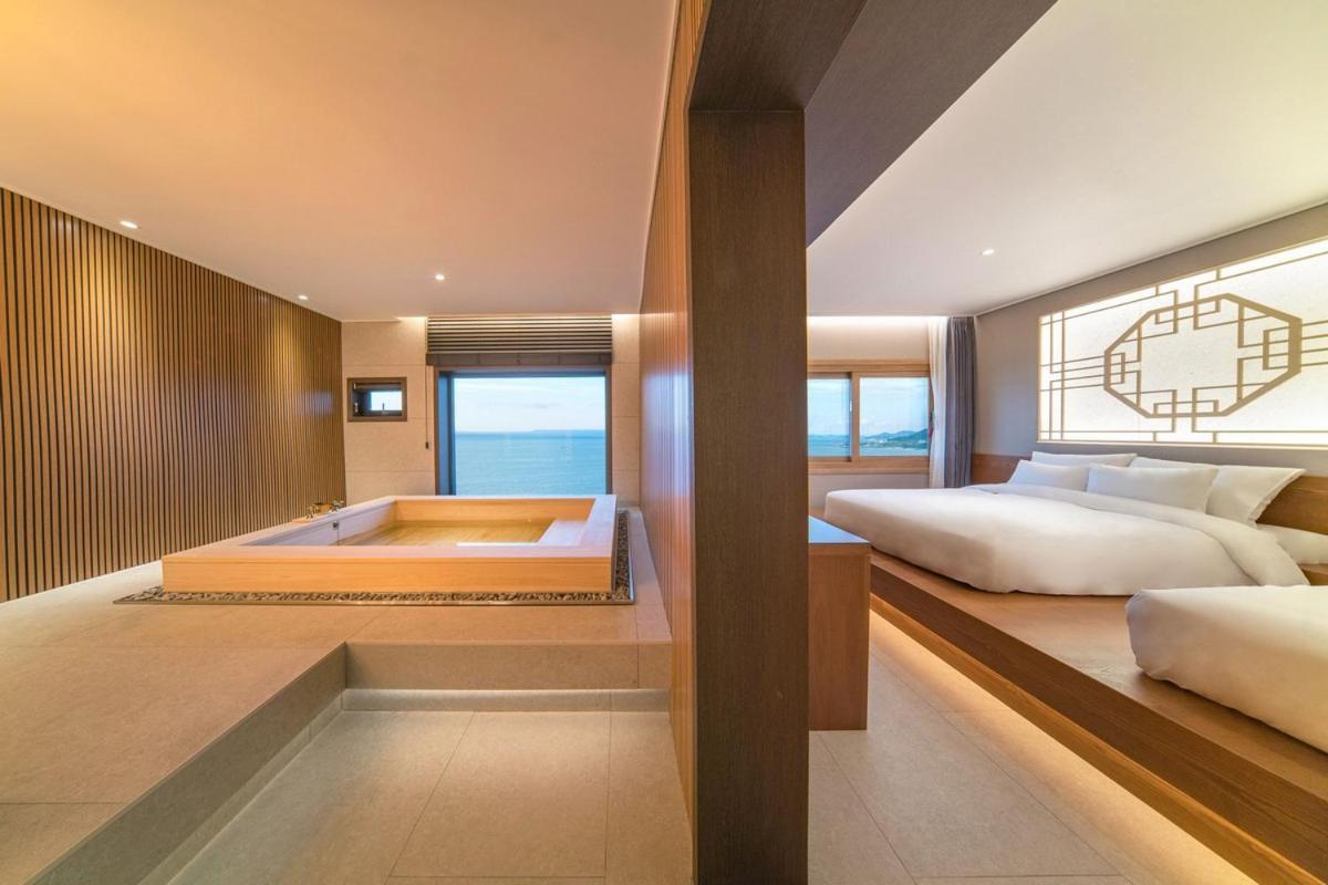 Yeonhwamun Hotel Yeongdeok Екстериор снимка
